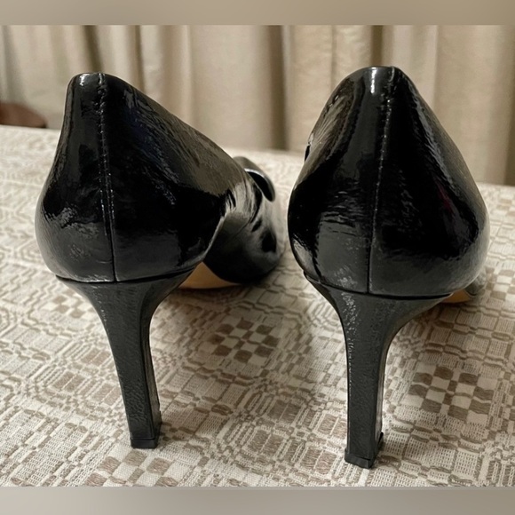Vince Camuto - Padded Sariela Pointed Toe Stiletto
Slip On Pumps. - Picture 3 of 4